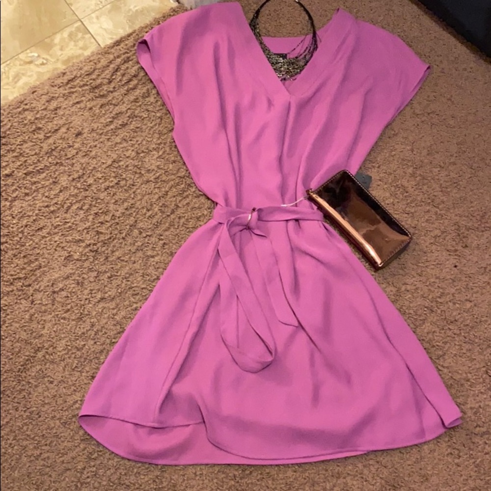 Casual Worthington Dress - Picture 2 of 4